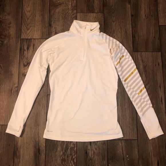 Nike Jackets & Blazers - Nike | Quarter zip pull over | Medium